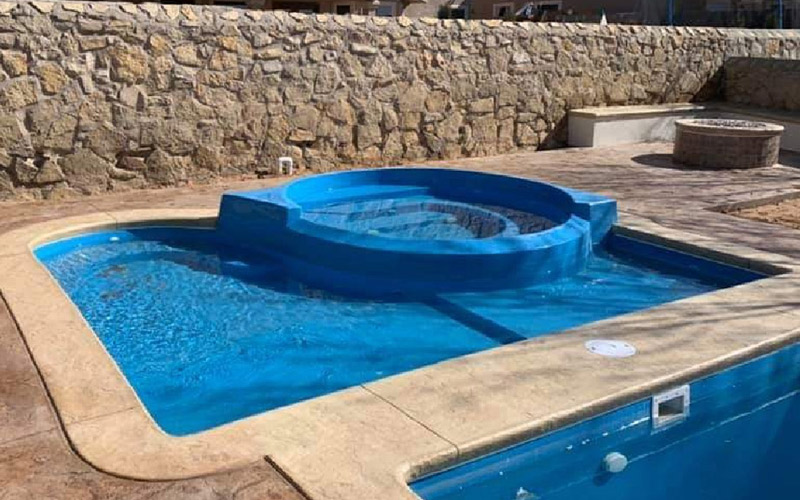 Fun Deck fiberglass spa for sale Gainesville FL