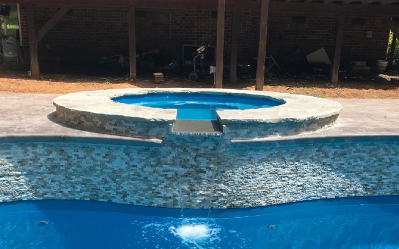 Isle fiberglass spa Valdosta GA